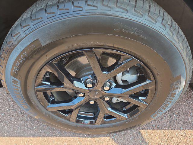 used 2022 Jeep Grand Cherokee car, priced at $33,770