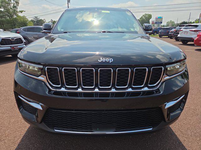 used 2022 Jeep Grand Cherokee car, priced at $33,770