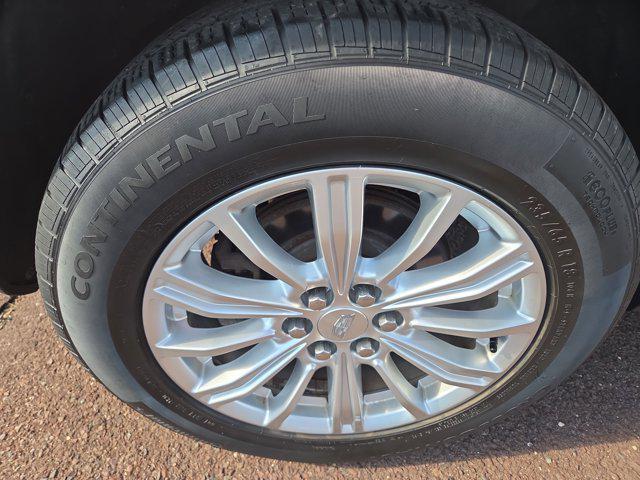 used 2018 Cadillac XT5 car, priced at $20,337