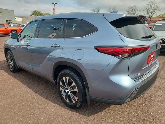 used 2022 Toyota Highlander car, priced at $40,972