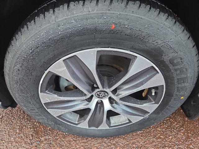 used 2022 Toyota Highlander car, priced at $40,990