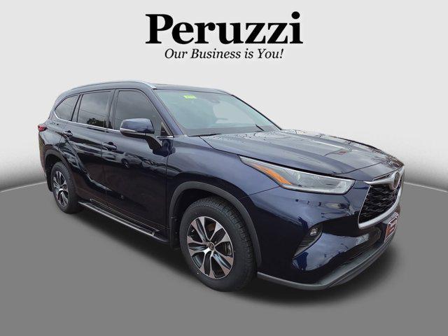 used 2021 Toyota Highlander car, priced at $31,943