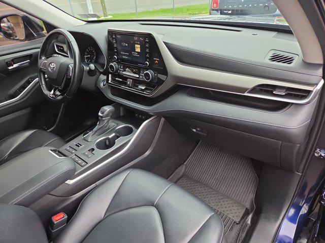 used 2021 Toyota Highlander car, priced at $31,943