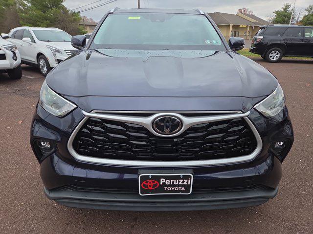 used 2021 Toyota Highlander car, priced at $31,943