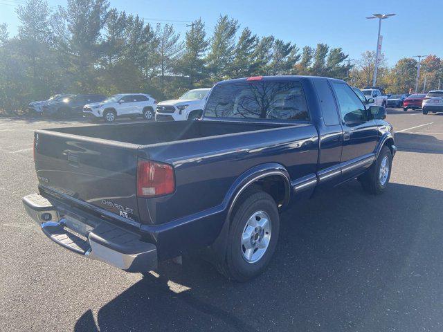 used 2001 Chevrolet S-10 car, priced at $9,990