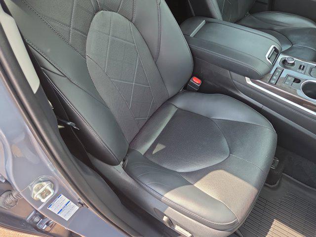 used 2020 Toyota Highlander car, priced at $35,500