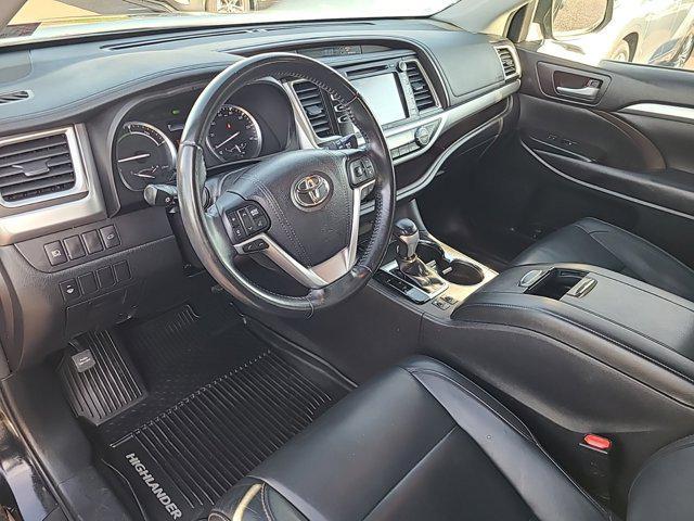 used 2017 Toyota Highlander Hybrid car, priced at $24,990