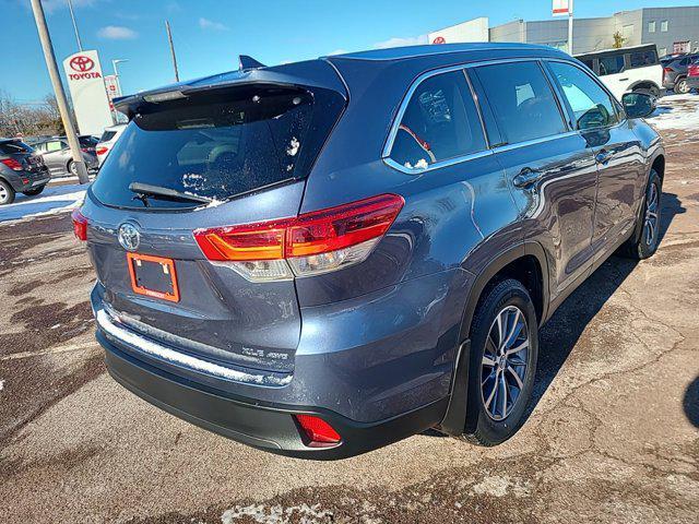 used 2019 Toyota Highlander car, priced at $30,990