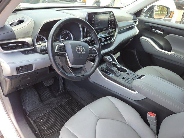 used 2022 Toyota Highlander car, priced at $41,352