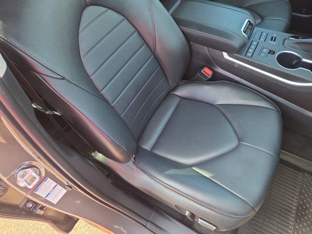 used 2022 Toyota Highlander car, priced at $40,235