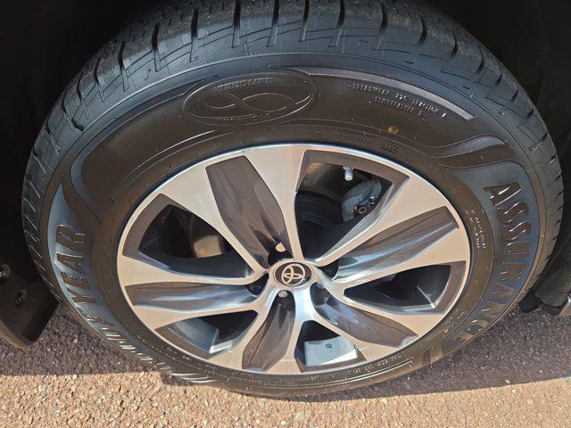 used 2022 Toyota Highlander car, priced at $40,235