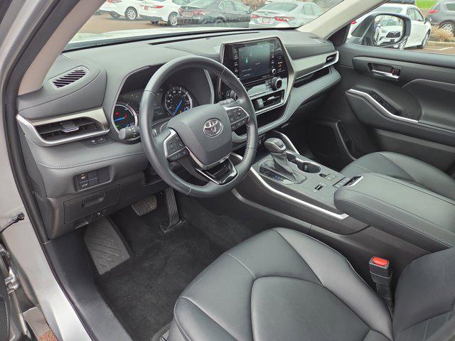 used 2021 Toyota Highlander Hybrid car, priced at $46,500