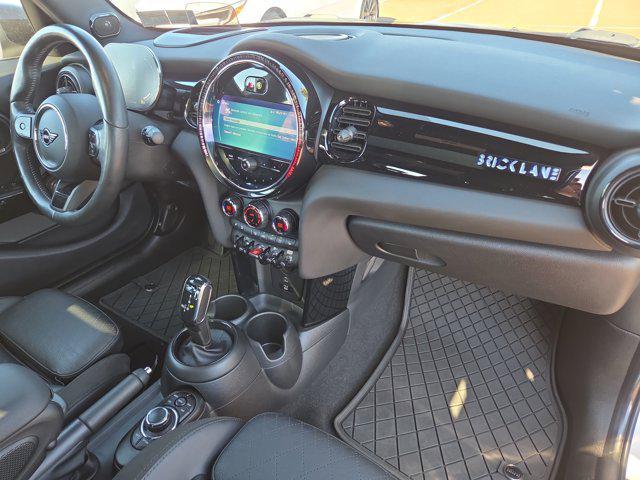 used 2022 MINI Hardtop car, priced at $26,990