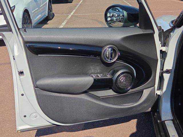 used 2022 MINI Hardtop car, priced at $26,990