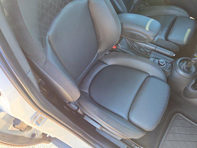 used 2022 MINI Hardtop car, priced at $26,990