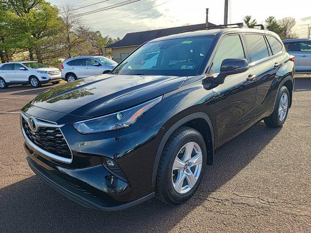 used 2022 Toyota Highlander car, priced at $33,990