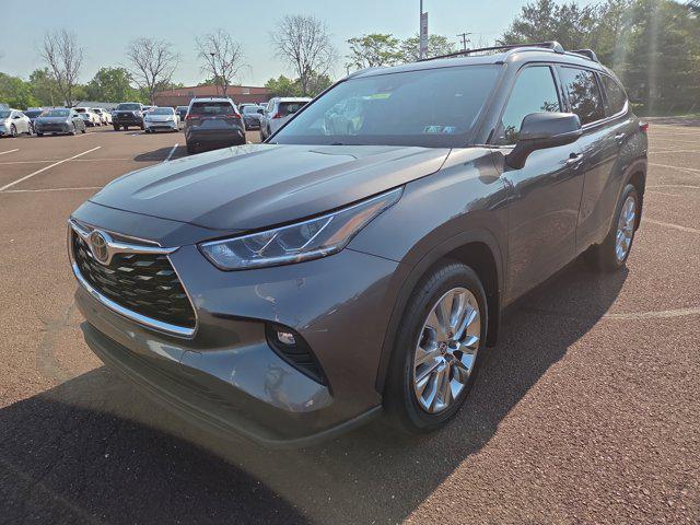 used 2021 Toyota Highlander car, priced at $36,196