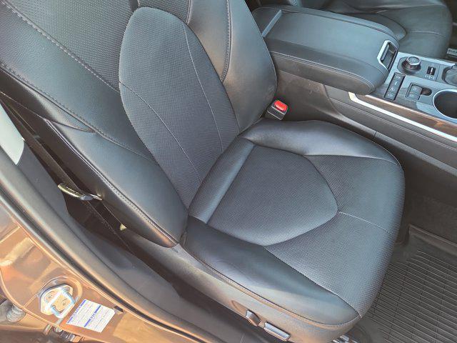 used 2021 Toyota Highlander car, priced at $36,196
