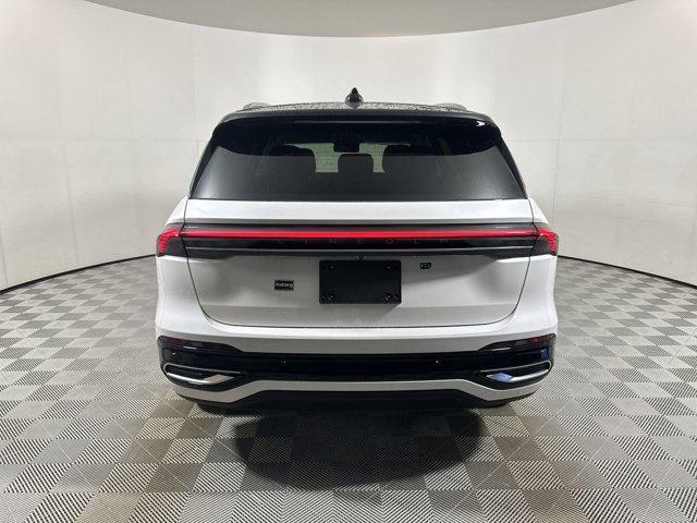 new 2024 Lincoln Nautilus car