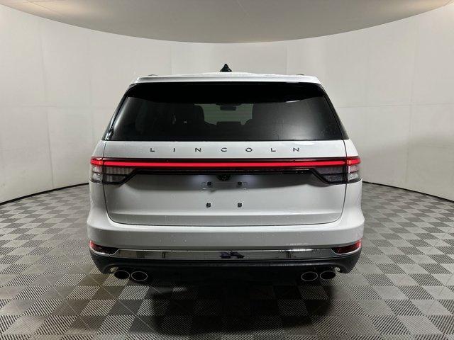 new 2025 Lincoln Aviator car, priced at $63,725