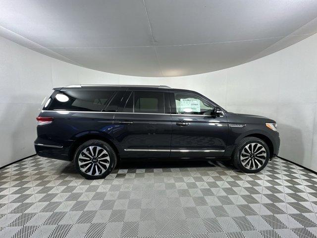 new 2024 Lincoln Navigator L car, priced at $112,170