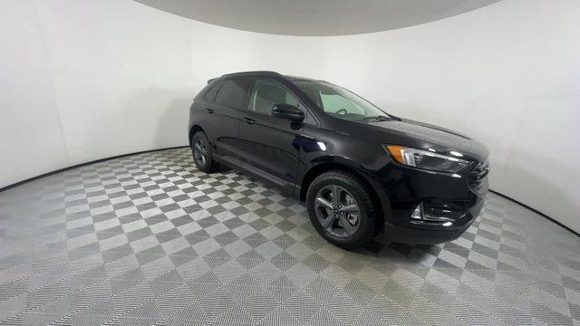 new 2024 Ford Edge car, priced at $43,905