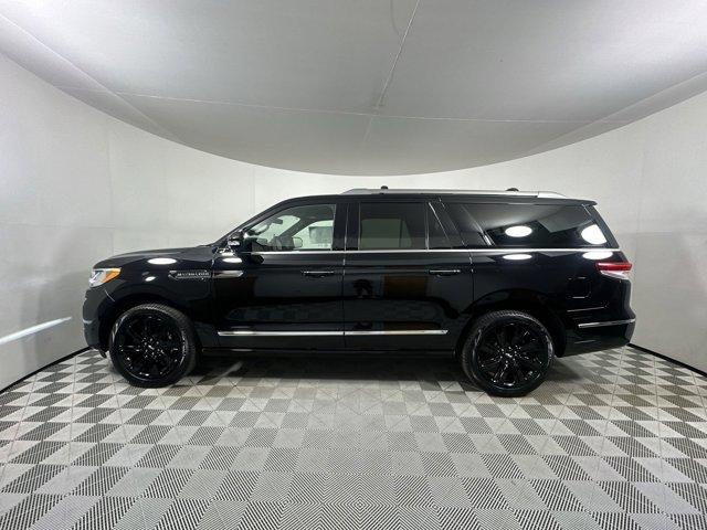 new 2024 Lincoln Navigator L car, priced at $111,945