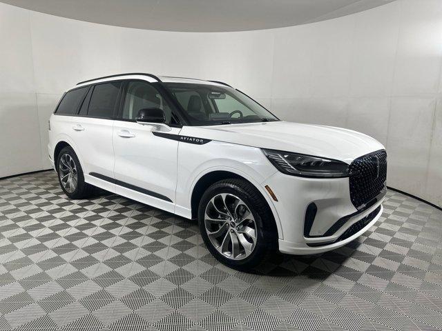 new 2025 Lincoln Aviator car