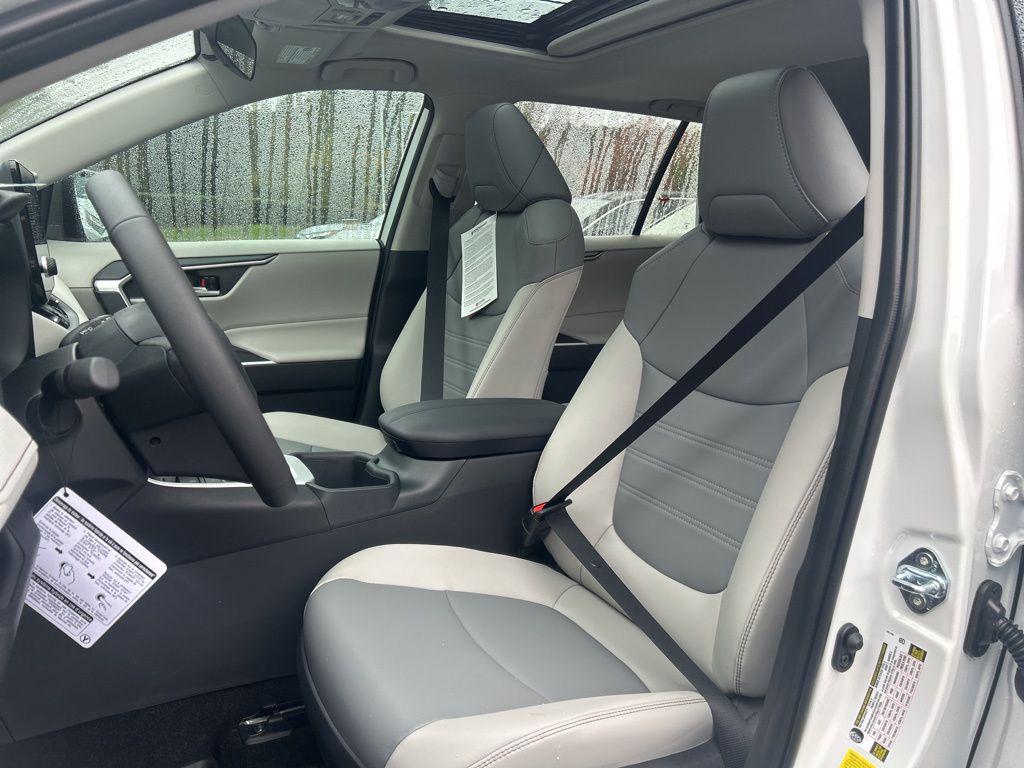 new 2025 Toyota RAV4 car, priced at $39,087