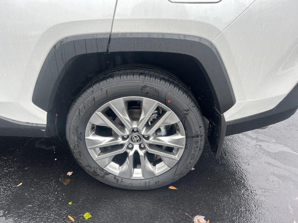 new 2025 Toyota RAV4 car, priced at $39,087