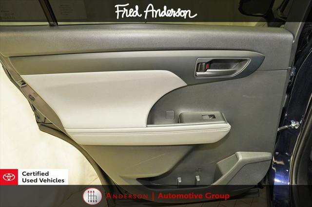 used 2023 Toyota Highlander car, priced at $33,296