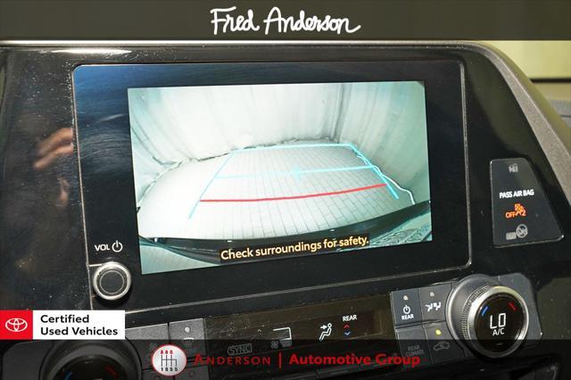 used 2023 Toyota Highlander car, priced at $33,296