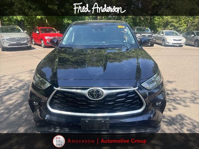 used 2023 Toyota Highlander car, priced at $34,915