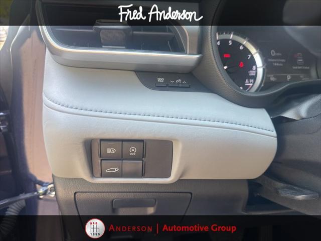 used 2023 Toyota Highlander car, priced at $34,915