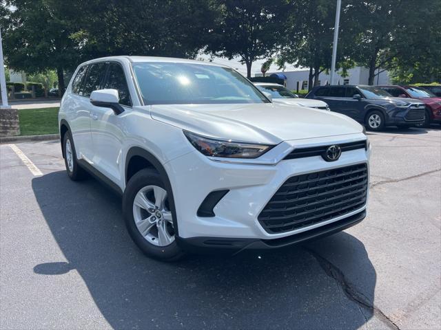 new 2025 Toyota Highlander car, priced at $44,869