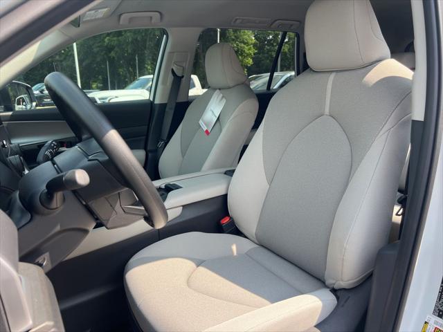 new 2025 Toyota Highlander car, priced at $44,869