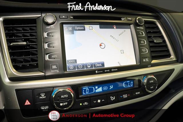 used 2019 Toyota Highlander car, priced at $31,800