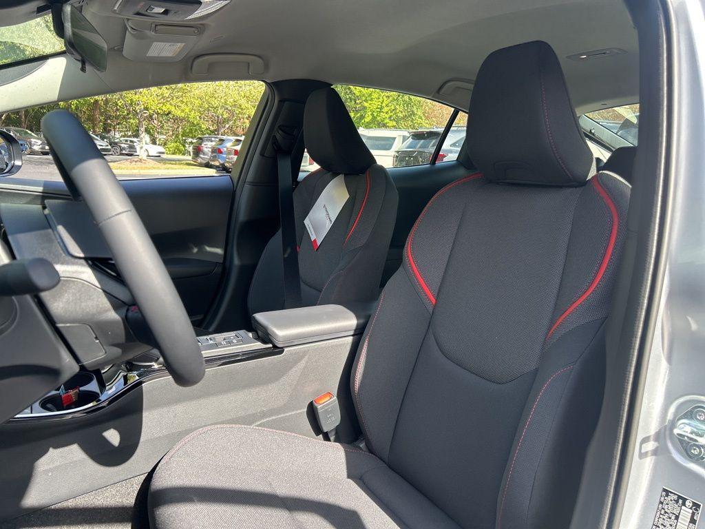new 2026 Toyota Prius Plug-In Hybrid car, priced at $36,377