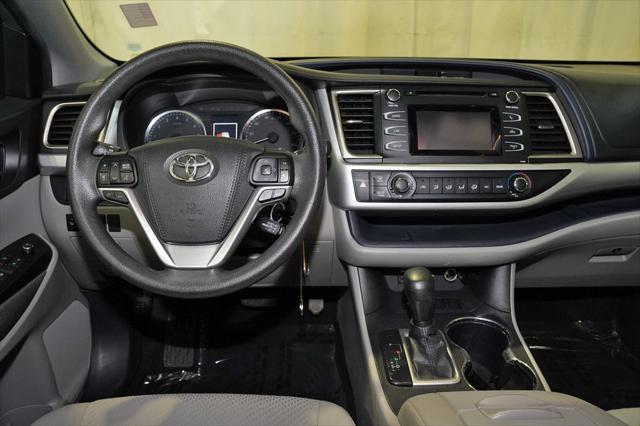 used 2019 Toyota Highlander car, priced at $22,500