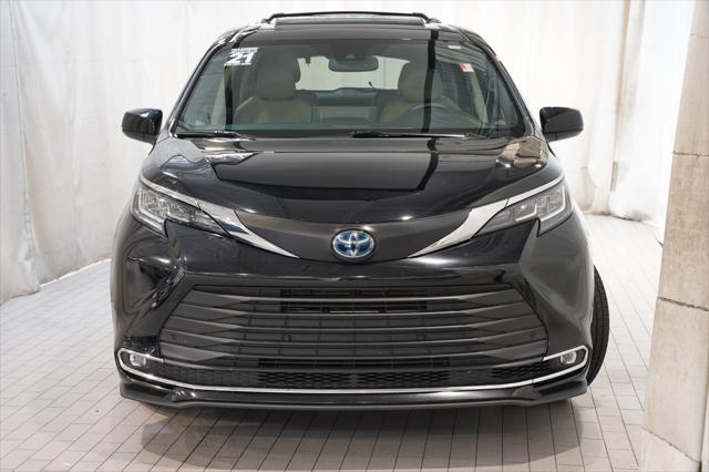 used 2021 Toyota Sienna car, priced at $36,900