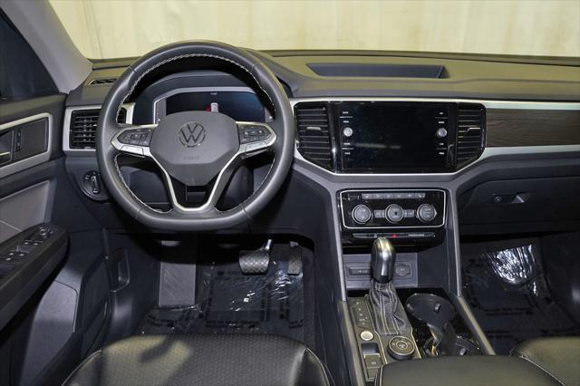 used 2022 Volkswagen Atlas car, priced at $29,900