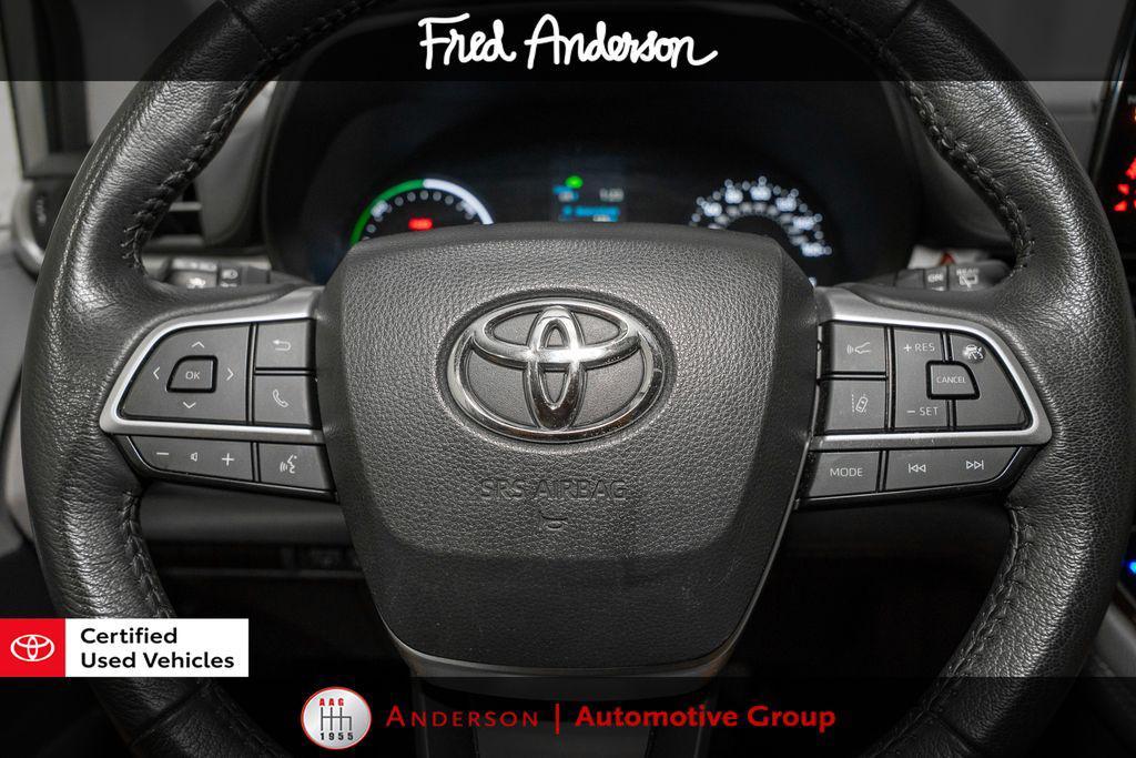used 2024 Toyota Sienna car, priced at $41,482