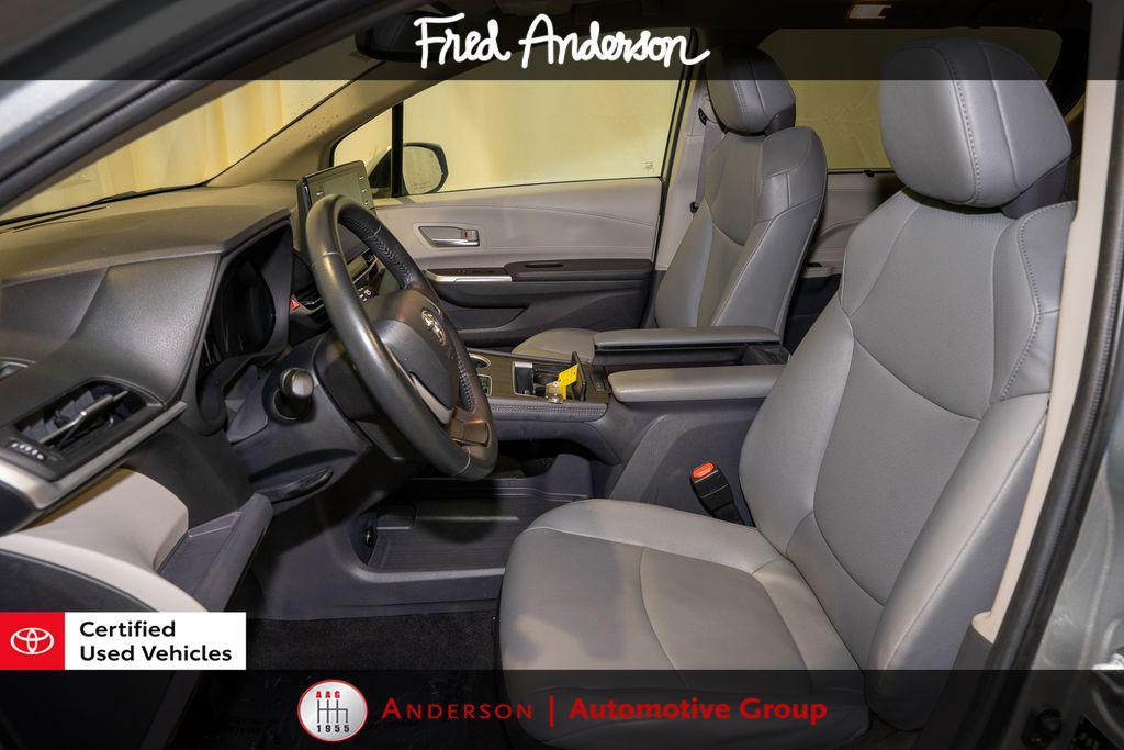 used 2024 Toyota Sienna car, priced at $41,482