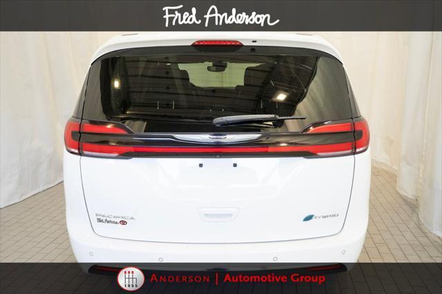 used 2022 Chrysler Pacifica Hybrid car, priced at $27,450
