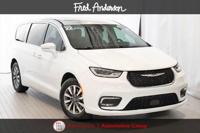 used 2022 Chrysler Pacifica Hybrid car, priced at $27,450