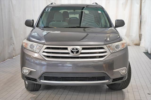 used 2011 Toyota Highlander car, priced at $9,000