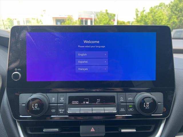 new 2025 Toyota Highlander car, priced at $45,994