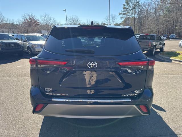 used 2022 Toyota Highlander car, priced at $45,000