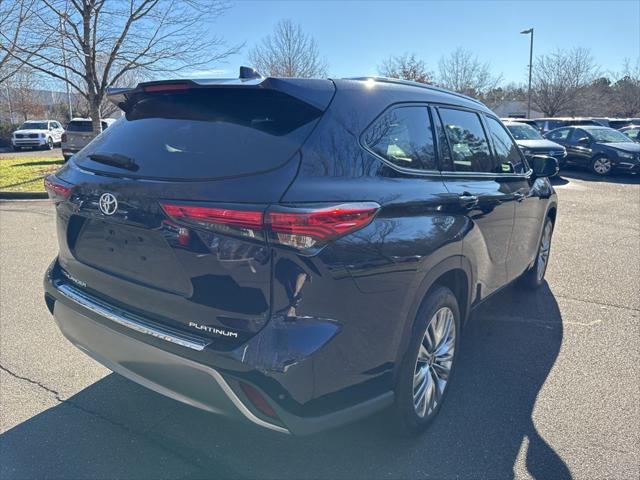 used 2022 Toyota Highlander car, priced at $45,000