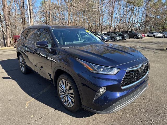 used 2022 Toyota Highlander car, priced at $45,000